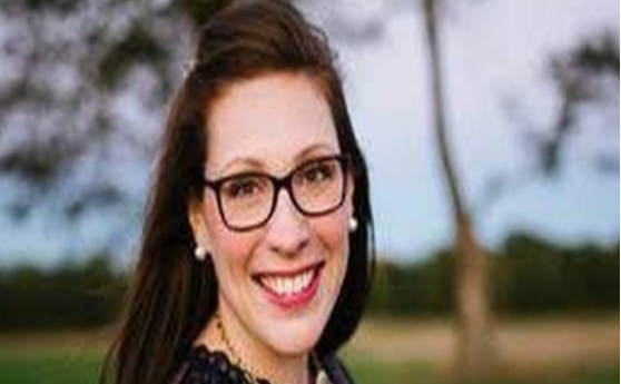 Cara Webb Hanson Professional Journey and Public Information